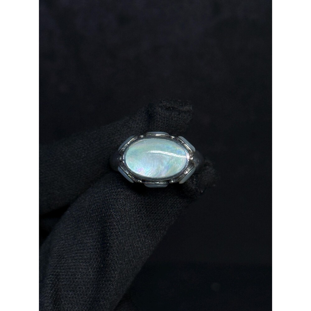 CFJ Sterling Silver 925 Mother of Pearl Multi-Stone Ring Size 7.75